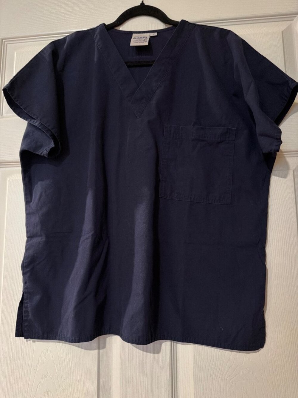 S.C.R.U.B.S. Navy Blue V-Neck Medical Scrub Top With Pocket Unisex Size M